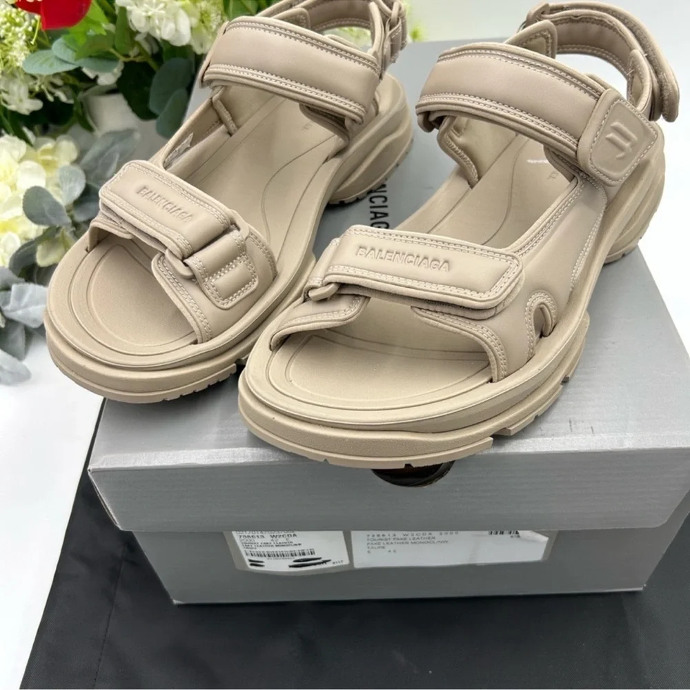 Men’s Balenciaga, Taurus sandals size 9 beige